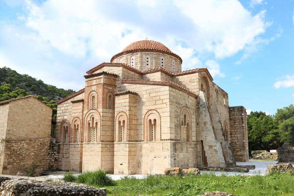 ancient-daphni-monastery-AD2023-114